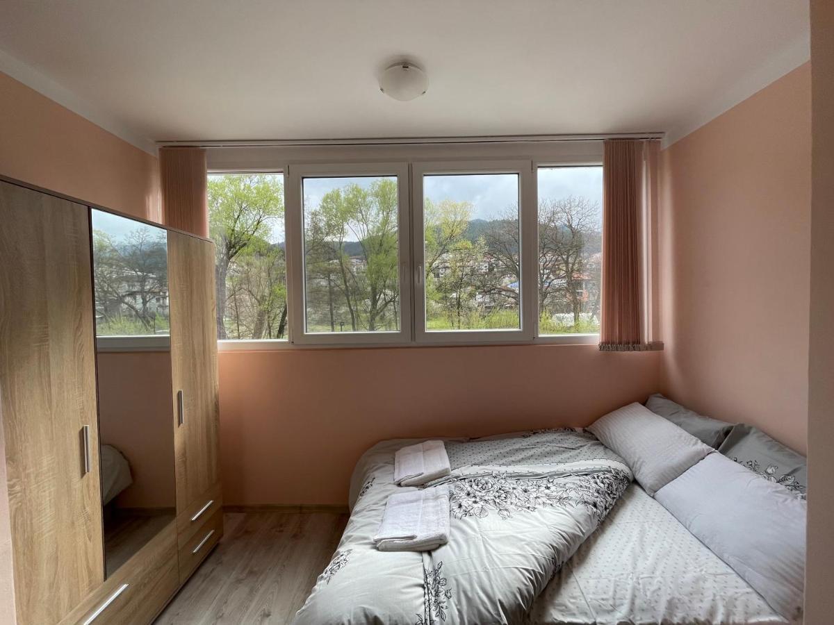 شقة Apartament Emaia ديفين المظهر الخارجي الصورة
